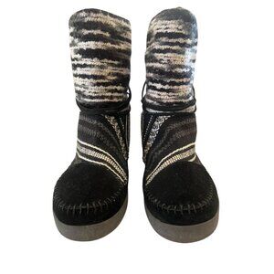 Toms Tribal Basket Boots Women's 10 Wool Suede Black White Striped Fleece lined